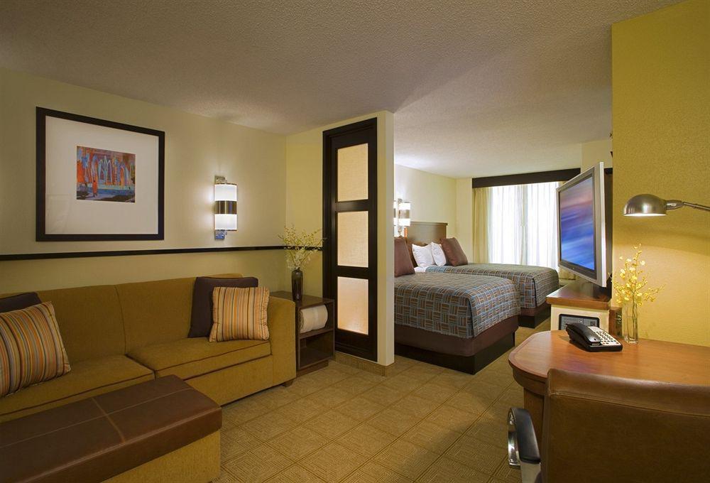 Hyatt Place San Diego-Vista/Carlsbad Eksteriør billede