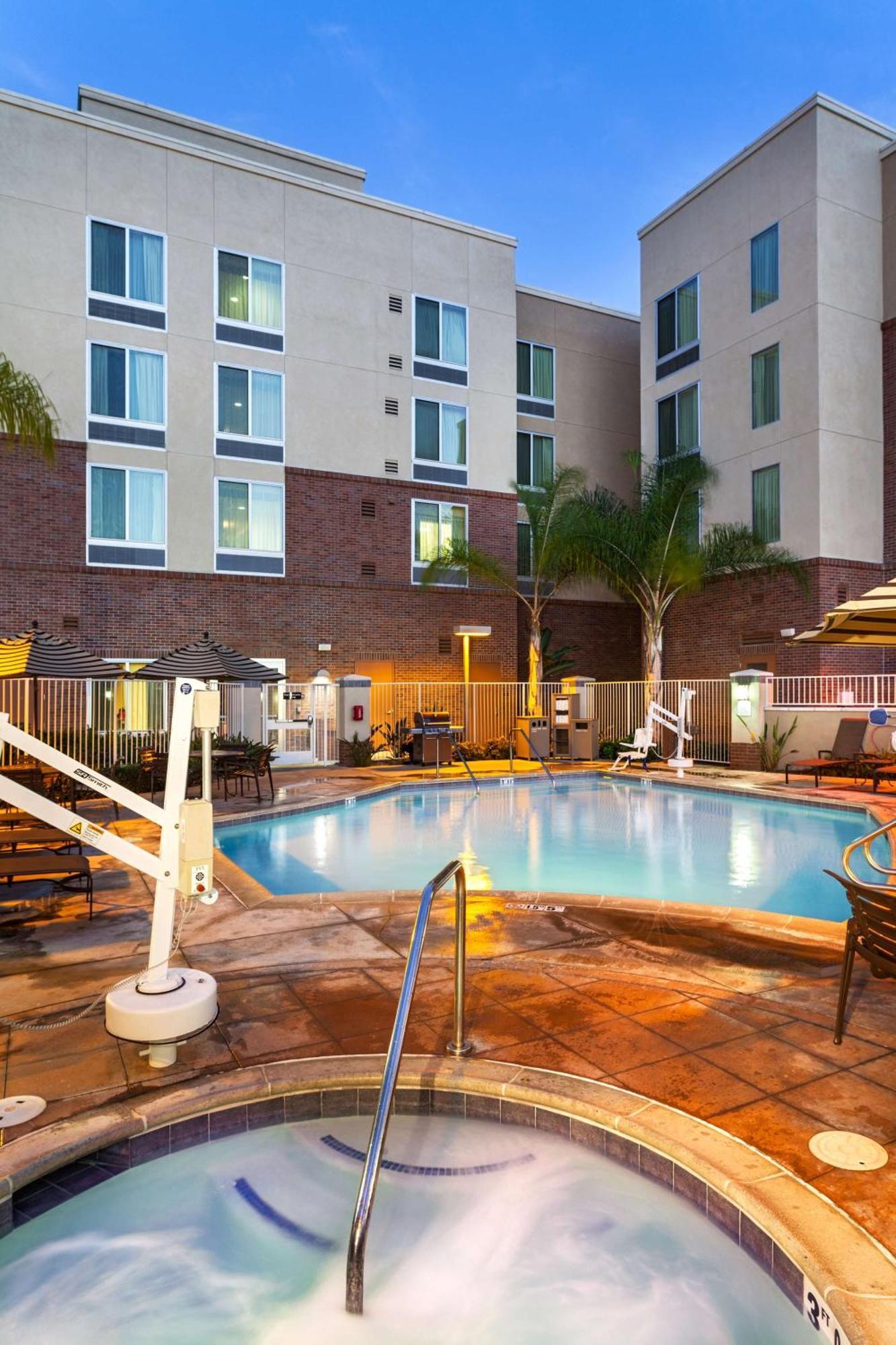 Hyatt Place San Diego-Vista/Carlsbad Eksteriør billede